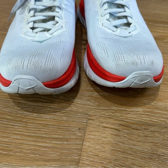 HOKA One One Mach 4 women’s size 9.5 - Picture 12 of 15